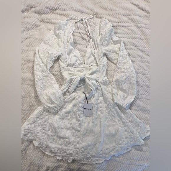 NWT Showpo Sanaa long sleeve open back mini dress in white size 6 - Picture 11 of 16